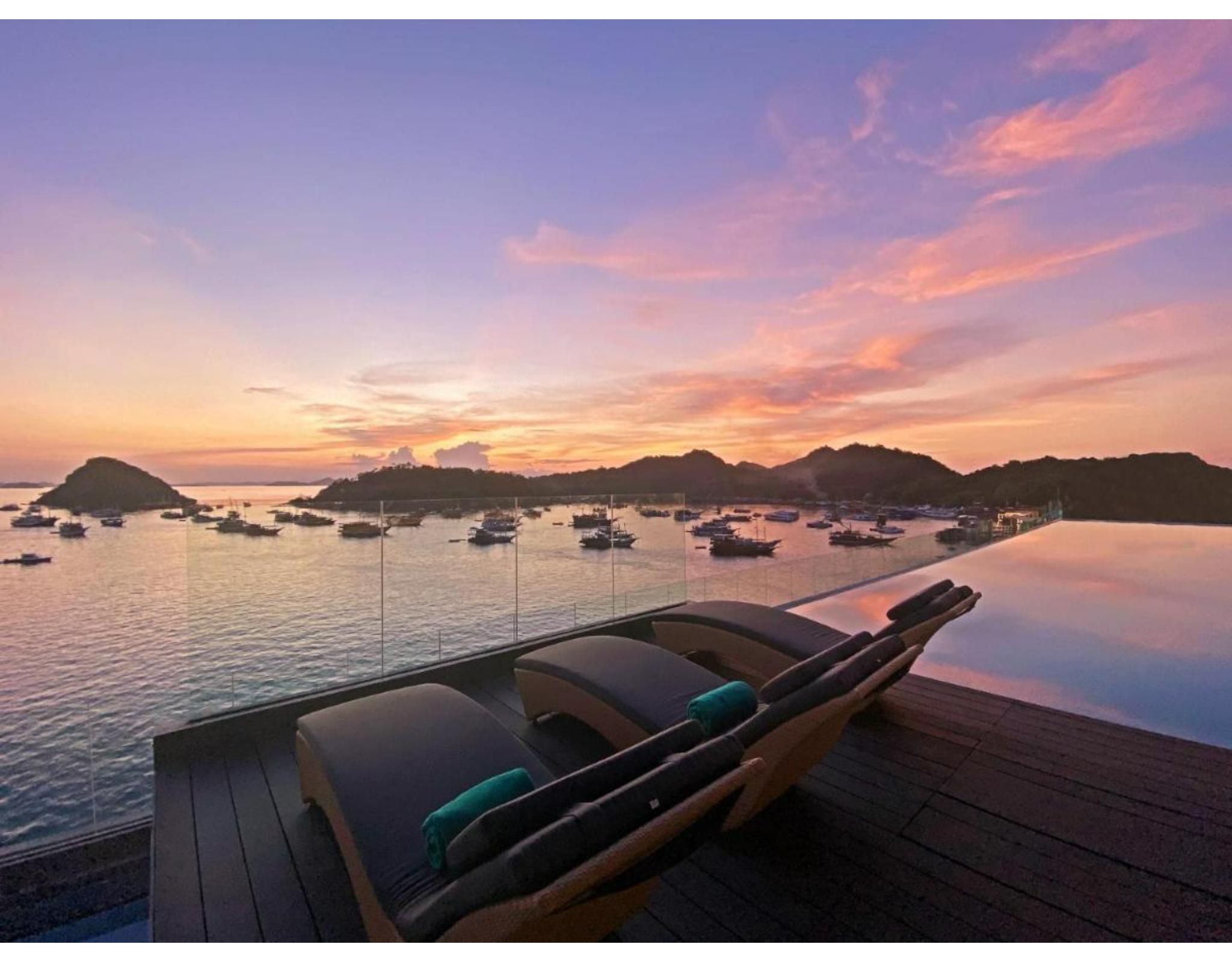 Meruorah Komodo Labuan Bajo Hotel Ngoại thất bức ảnh